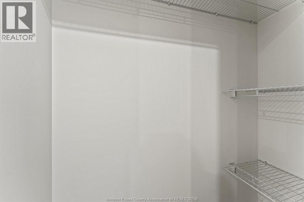 2471-1 FRONT ROAD, LaSalle, Ontario, N9J2C5 — Photo 9