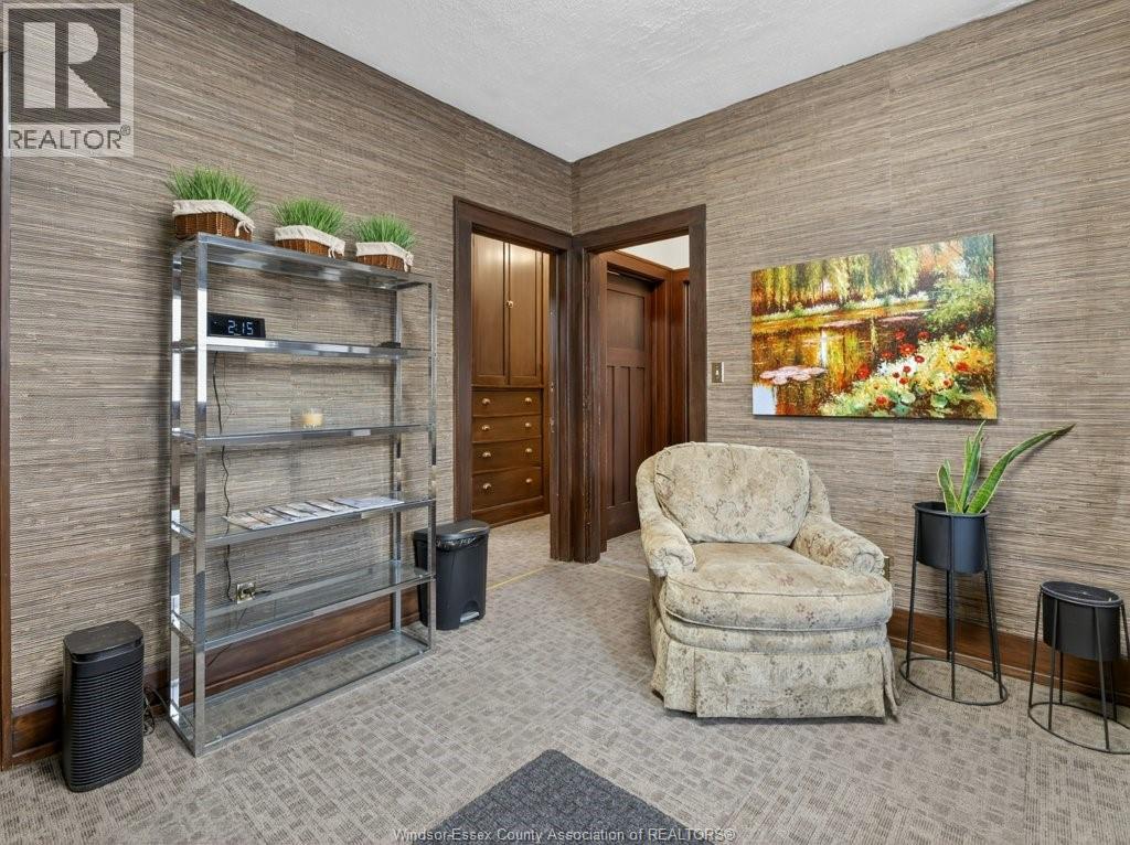 1279 Ouellette AVENUE, Windsor, Ontario, N8X1J3 — Photo 2