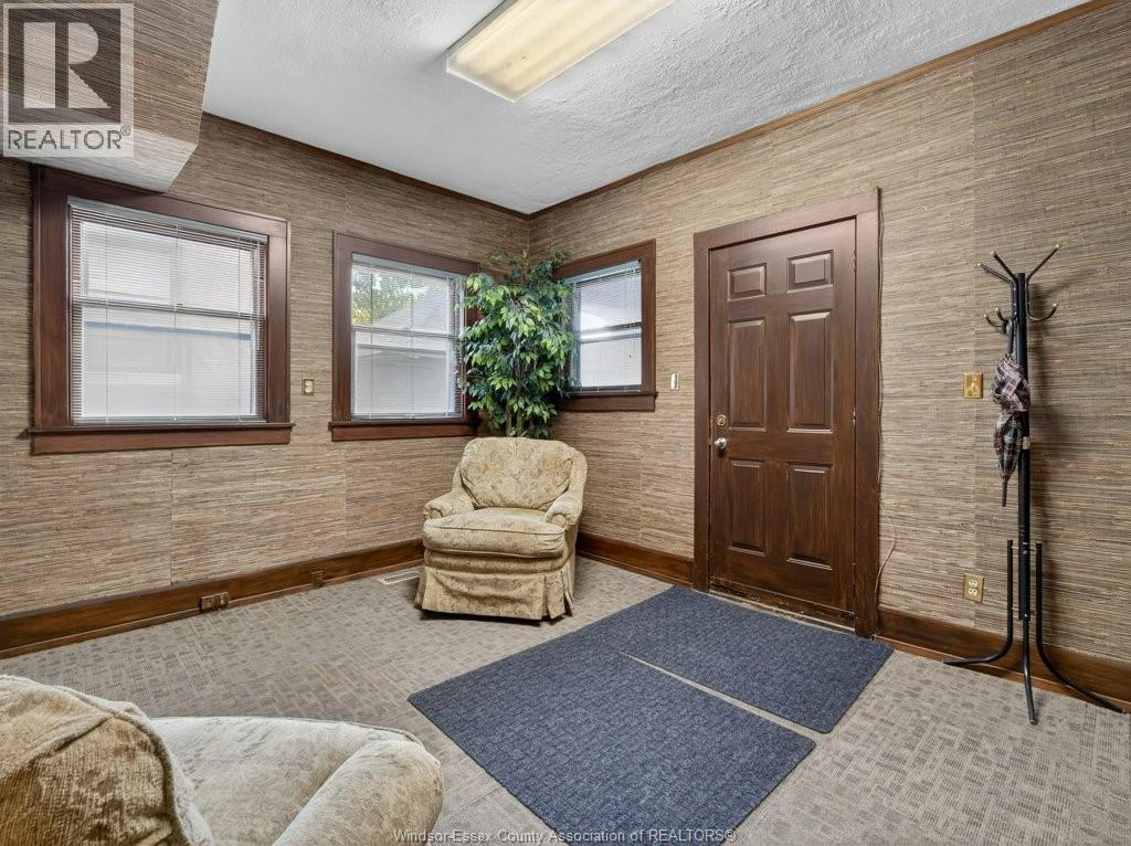 1279 Ouellette AVENUE, Windsor, Ontario, N8X1J3 — Photo 3