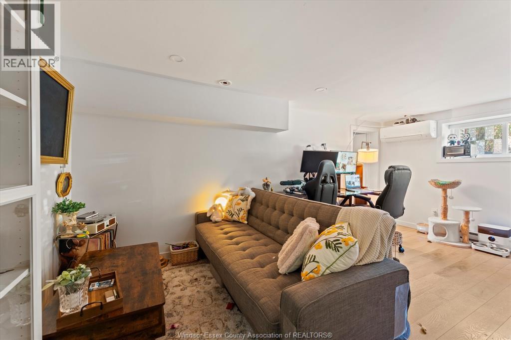 283-287 Villaire, Windsor, Ontario, N8S2J1 — Photo 34