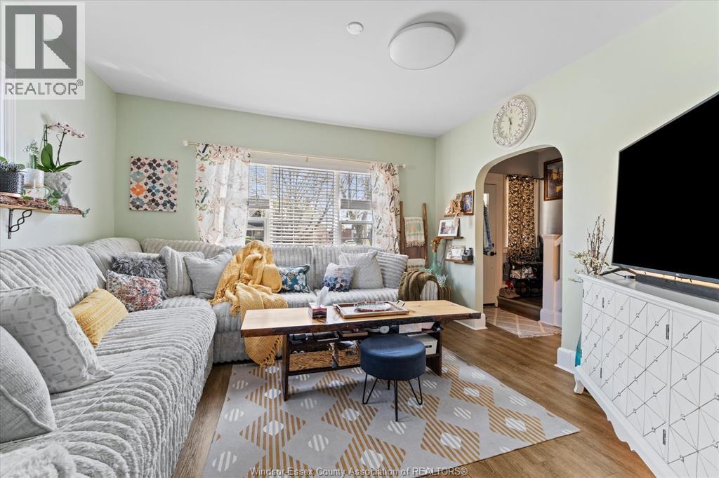 283-287 Villaire, Windsor, Ontario, N8S2J1 — Photo 6