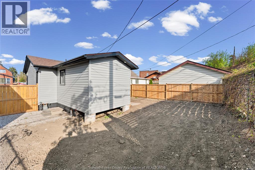 1663 Drouillard ROAD, Windsor, Ontario, N8Y2S4 — Photo 9