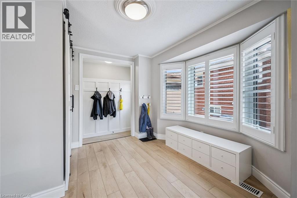 137 CEDAR CREST Street, Kitchener, Ontario, N2N2A6 — Photo 15