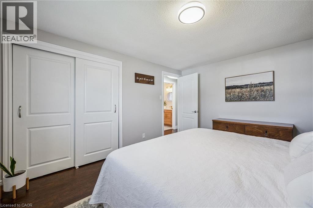 137 CEDAR CREST Street, Kitchener, Ontario, N2N2A6 — Photo 18