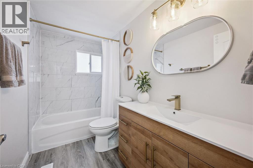 137 CEDAR CREST Street, Kitchener, Ontario, N2N2A6 — Photo 22