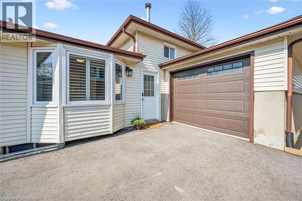 137 CEDAR CREST Street, Kitchener, Ontario, N2N2A6 — Photo 8