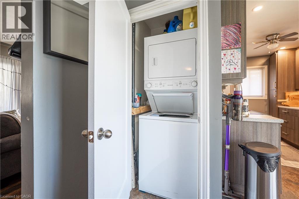 211 DIXON Street, Kitchener, Ontario, N2G3E8 — Photo 23
