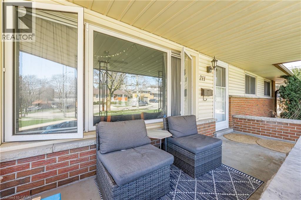 211 DIXON Street, Kitchener, Ontario, N2G3E8 — Photo 24
