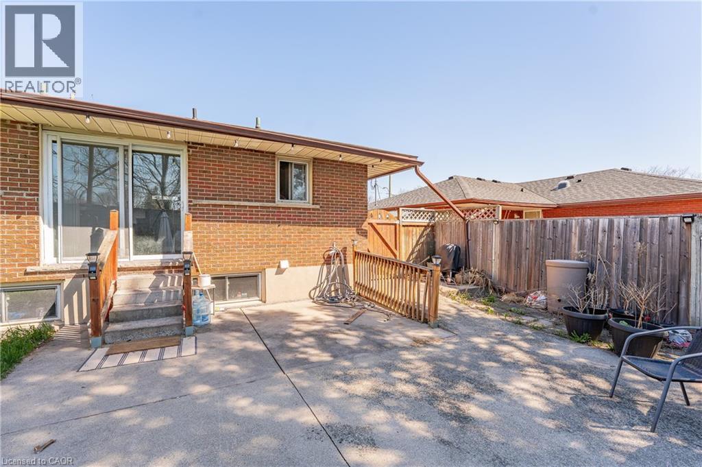 211 DIXON Street, Kitchener, Ontario, N2G3E8 — Photo 35