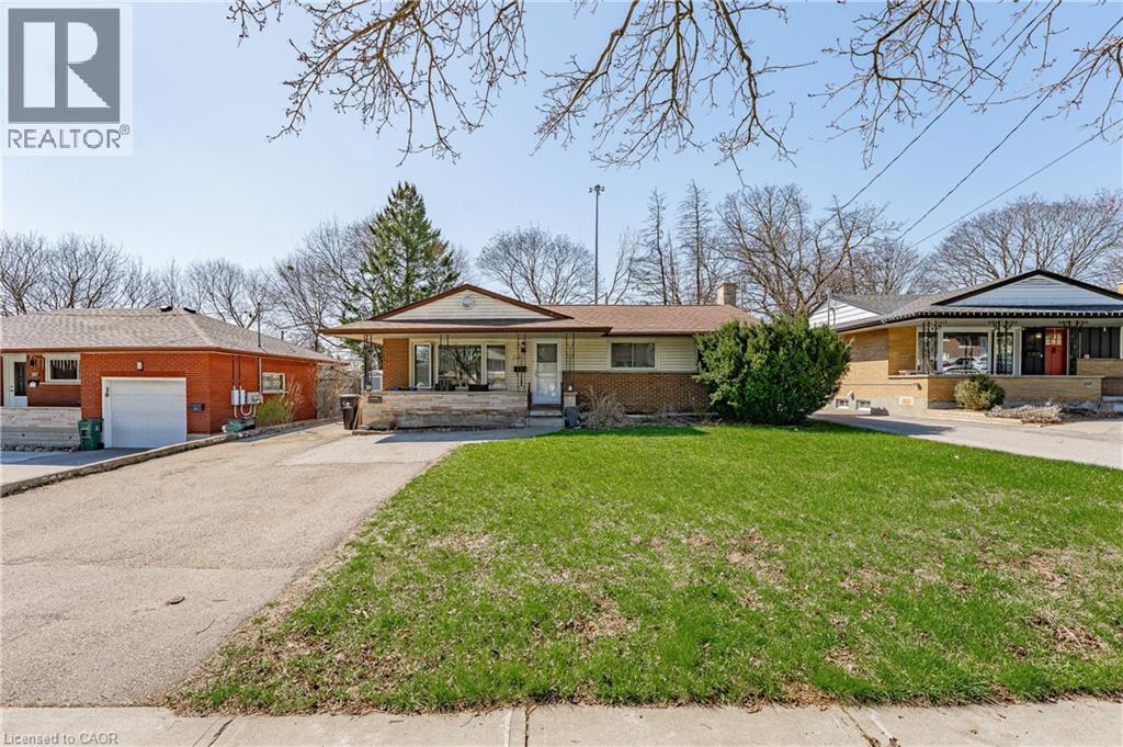 211 DIXON Street, Kitchener, Ontario, N2G3E8 — Photo 5