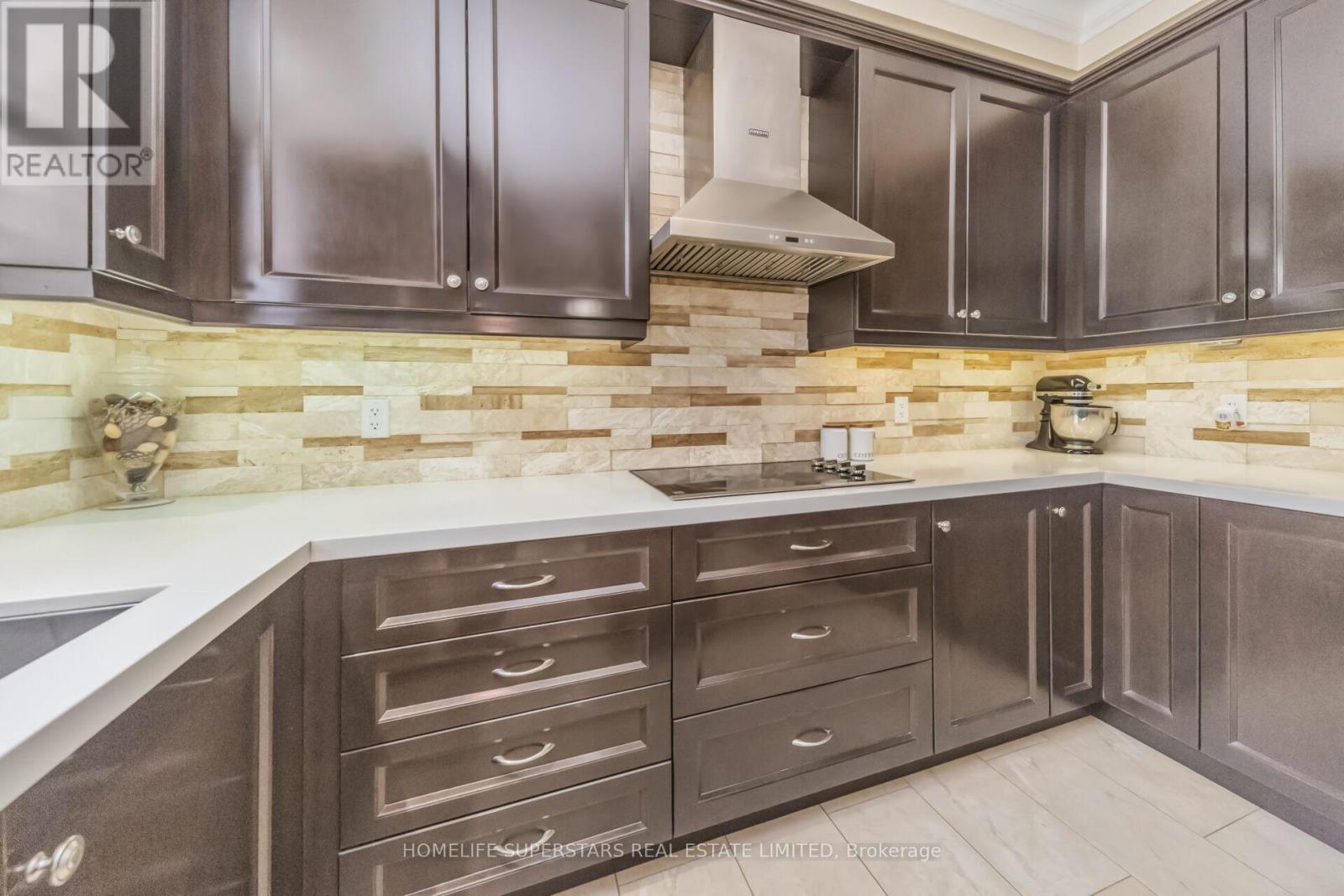 8 LISSON CRESCENT, Brampton (Credit Valley), Ontario, L6X5H8 — Photo 14