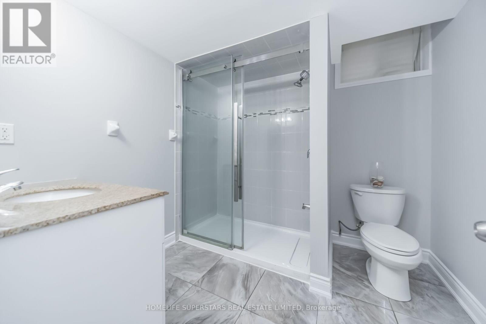 8 LISSON CRESCENT, Brampton (Credit Valley), Ontario, L6X5H8 — Photo 43