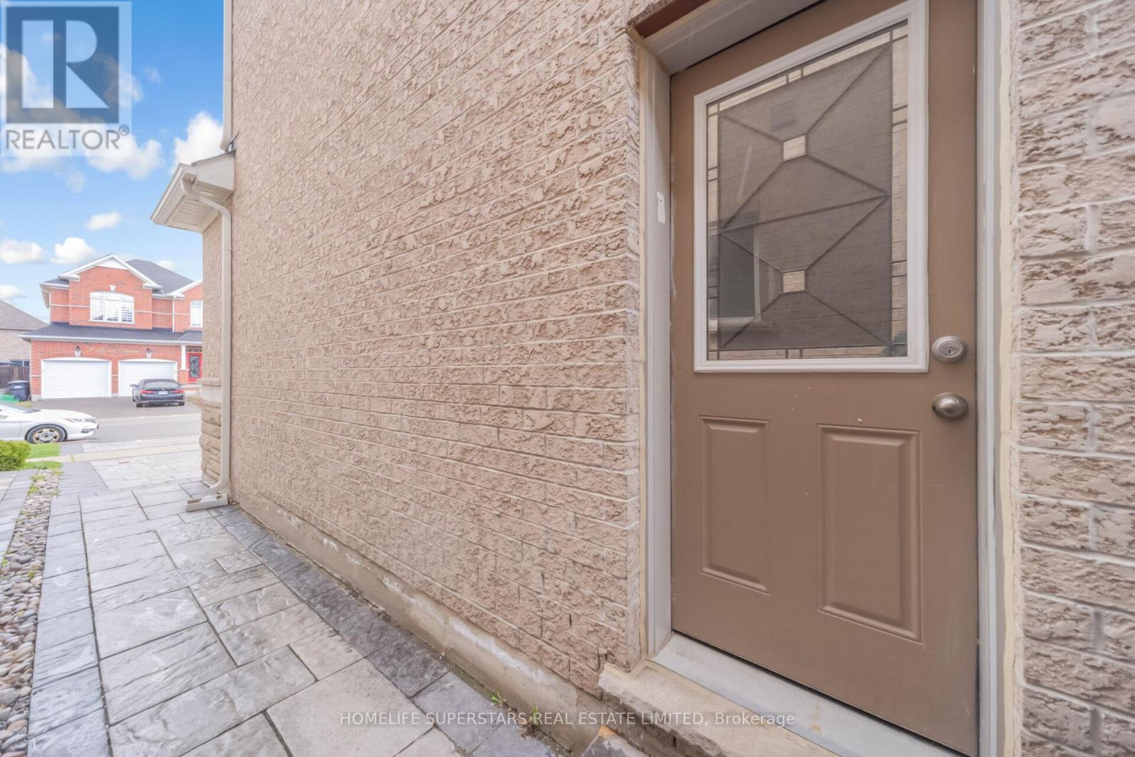 8 LISSON CRESCENT, Brampton (Credit Valley), Ontario, L6X5H8 — Photo 47