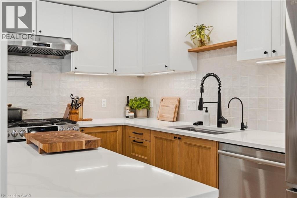 218 PROSPERITY Drive, Kitchener, Ontario, N2E4E5 — Photo 10