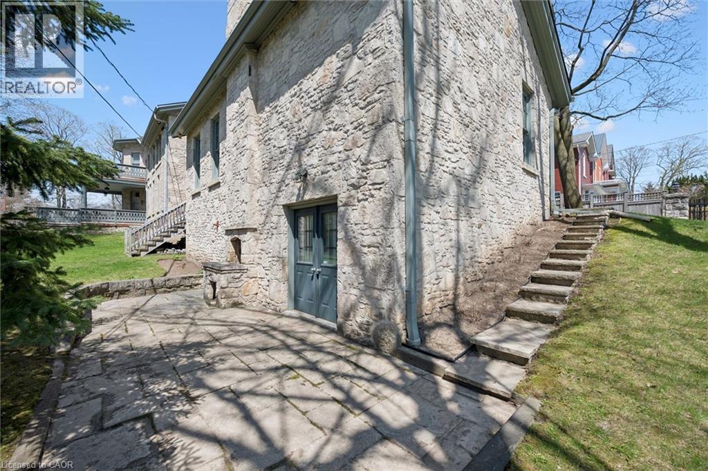 66 PAISLEY Street, Guelph, Ontario, N1H2N8 — Photo 42