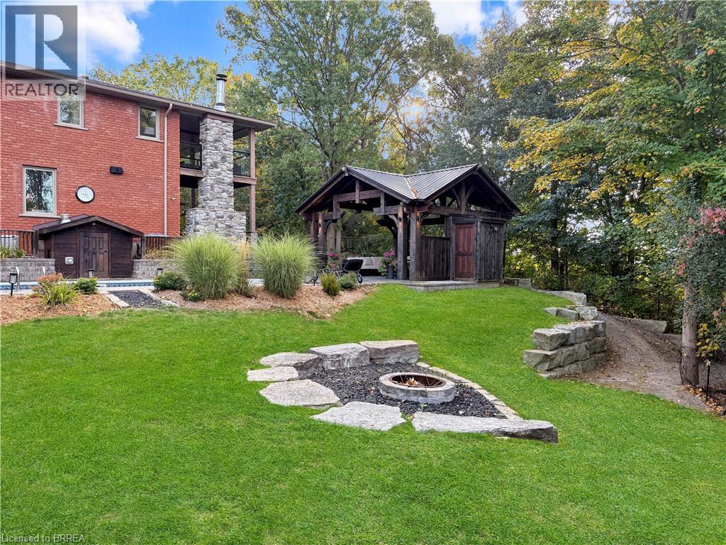 360 ROBINSON Road, Brantford, Ontario, N3T5L7 — Photo 8