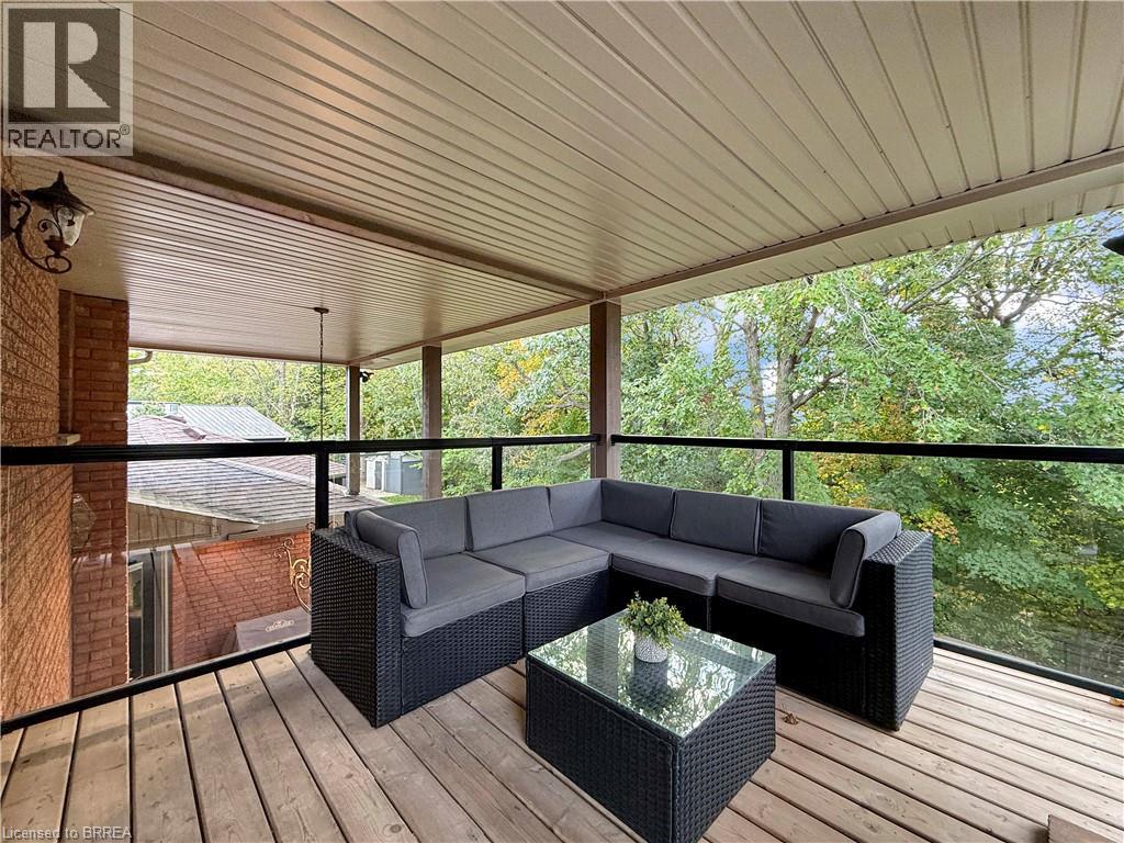360 ROBINSON Road, Brantford, Ontario, N3T5L7 — Photo 9