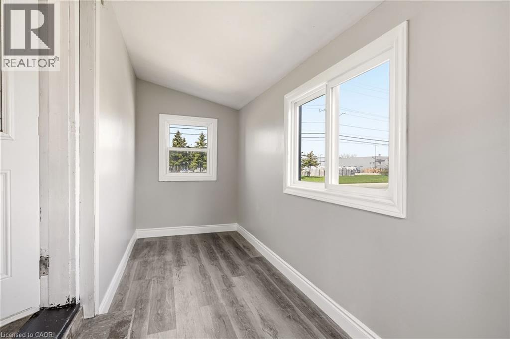 267 VANSITMART Avenue, Hamilton, Ontario, L8H3B2 — Photo 13