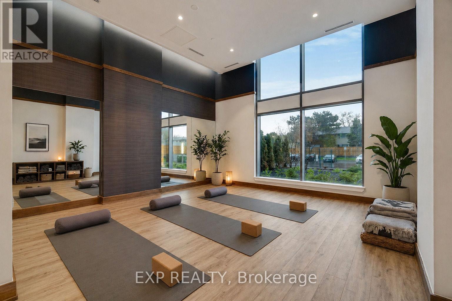 902 - 2782 BARTON STREET E, Hamilton (Riverdale), Ontario, L8E2J8 — Photo 30