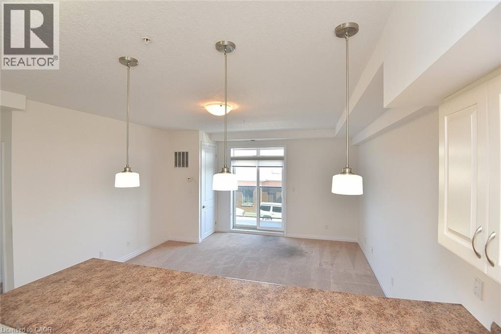 170 ROCKHAVEN Lane Unit# 210, Hamilton, Ontario, L8B1B5 — Photo 11