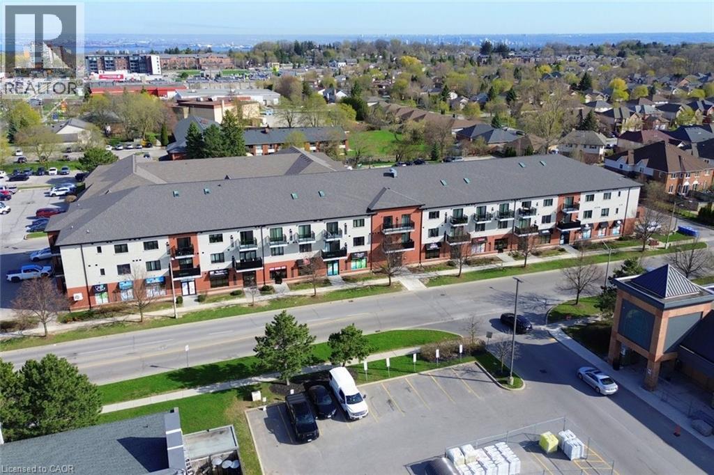 170 ROCKHAVEN Lane Unit# 210, Hamilton, Ontario, L8B1B5 — Photo 3