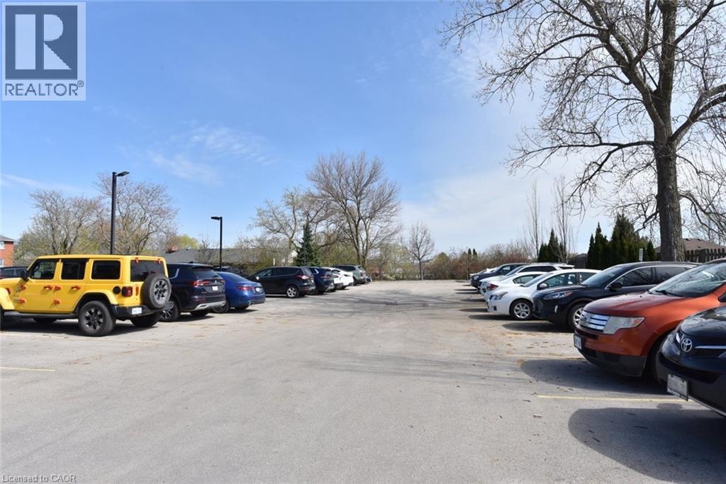 170 ROCKHAVEN Lane Unit# 210, Hamilton, Ontario, L8B1B5 — Photo 34