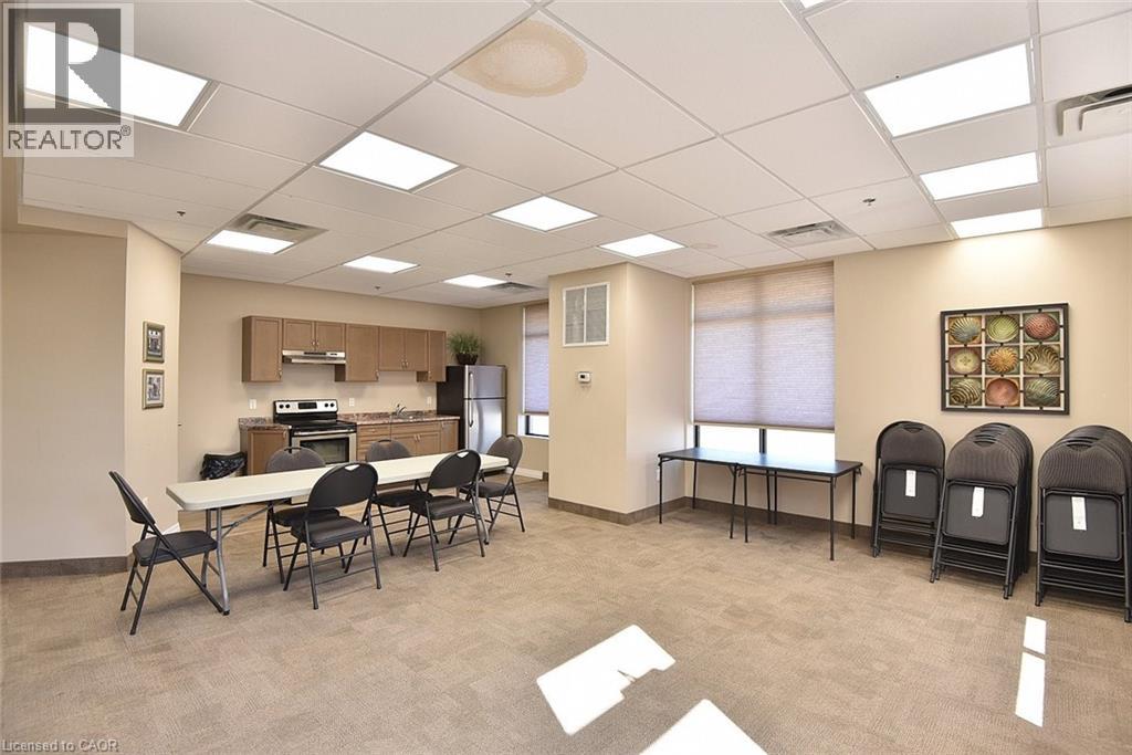 170 ROCKHAVEN Lane Unit# 210, Hamilton, Ontario, L8B1B5 — Photo 40