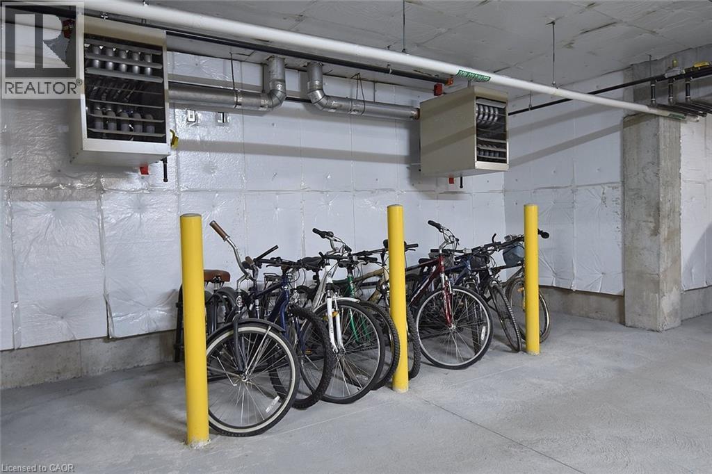 170 ROCKHAVEN Lane Unit# 210, Hamilton, Ontario, L8B1B5 — Photo 45