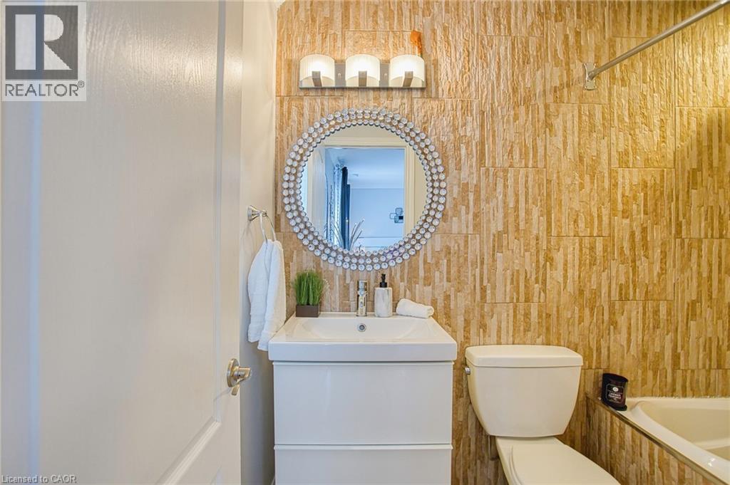 3263 GUYATT Road, Binbrook, Ontario, L0R1P0 — Photo 30