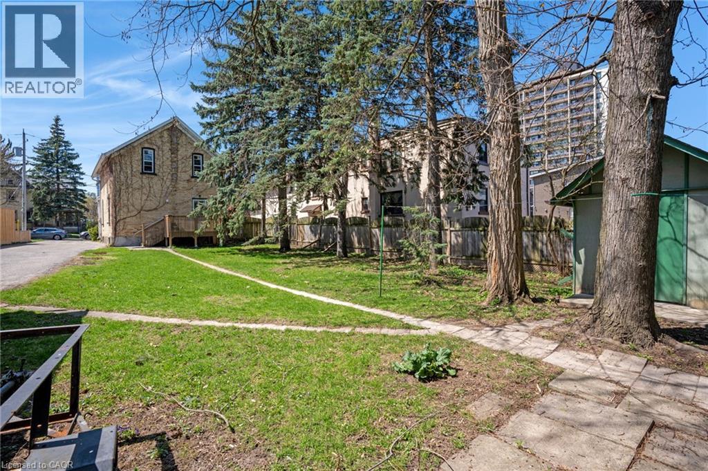 22 SAMUEL Street, Kitchener, Ontario, N2H1P1 — Photo 10