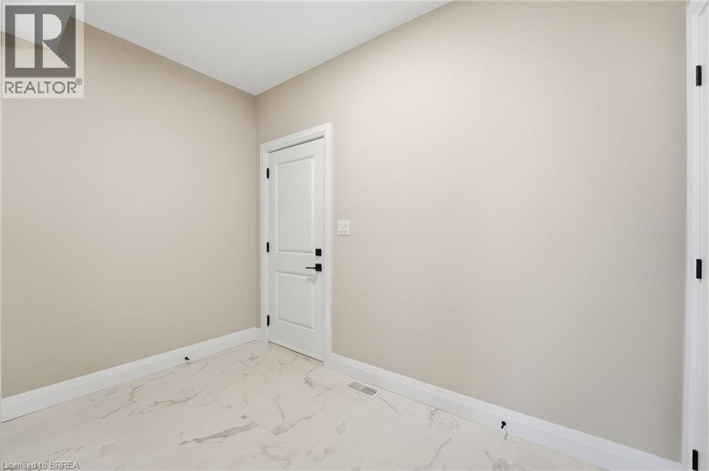 102 OAK Avenue, Paris, Ontario, N3L0J6 — Photo 15