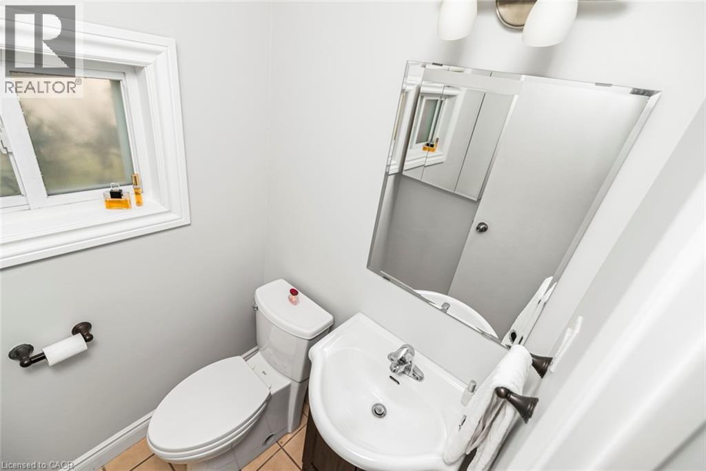 457 WOODVIEW Road Unit# 4, Burlington, Ontario, L7N2Z9 — Photo 16