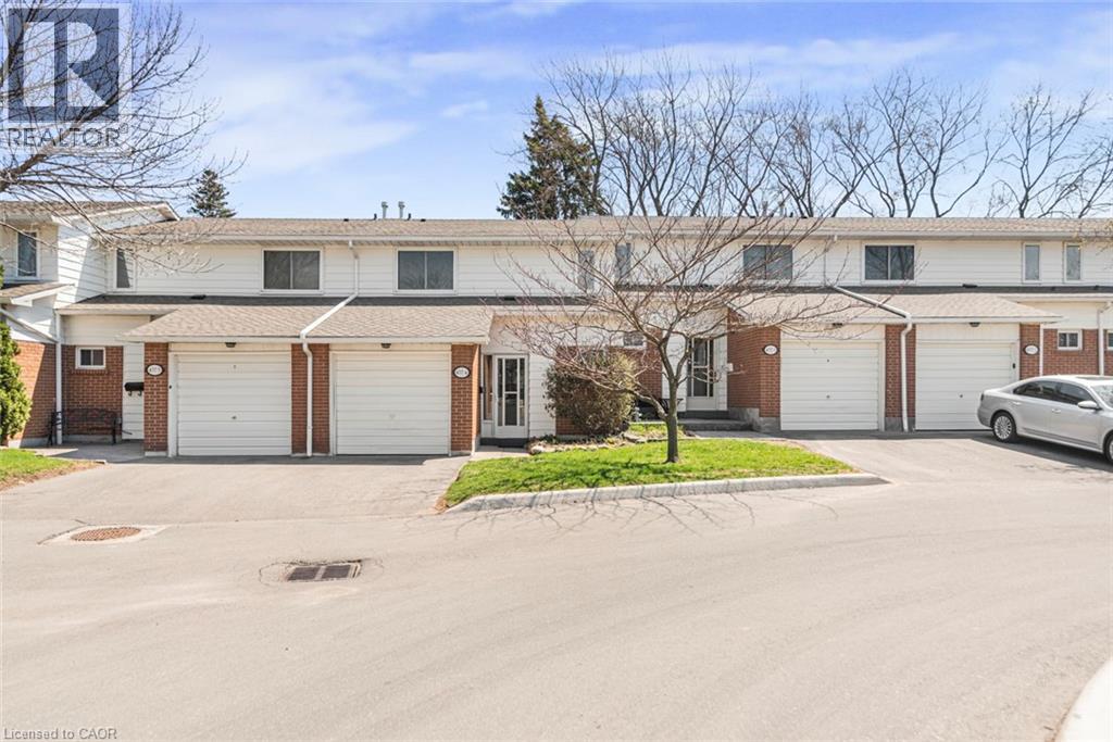 457 WOODVIEW Road Unit# 4, Burlington, Ontario, L7N2Z9 — Photo 2