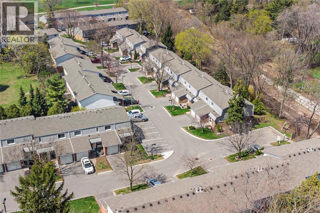 457 WOODVIEW Road Unit# 4, Burlington, Ontario, L7N2Z9 — Photo 3