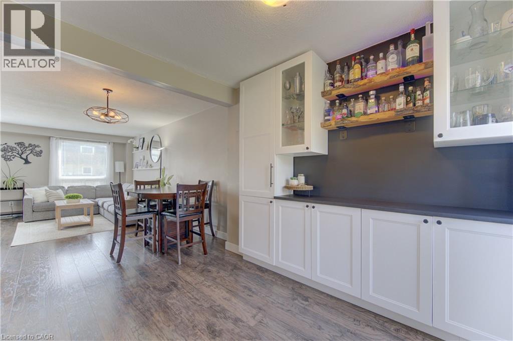 80 OLD COUNTRY Drive Unit# 2, Kitchener, Ontario, N2E2E5 — Photo 8