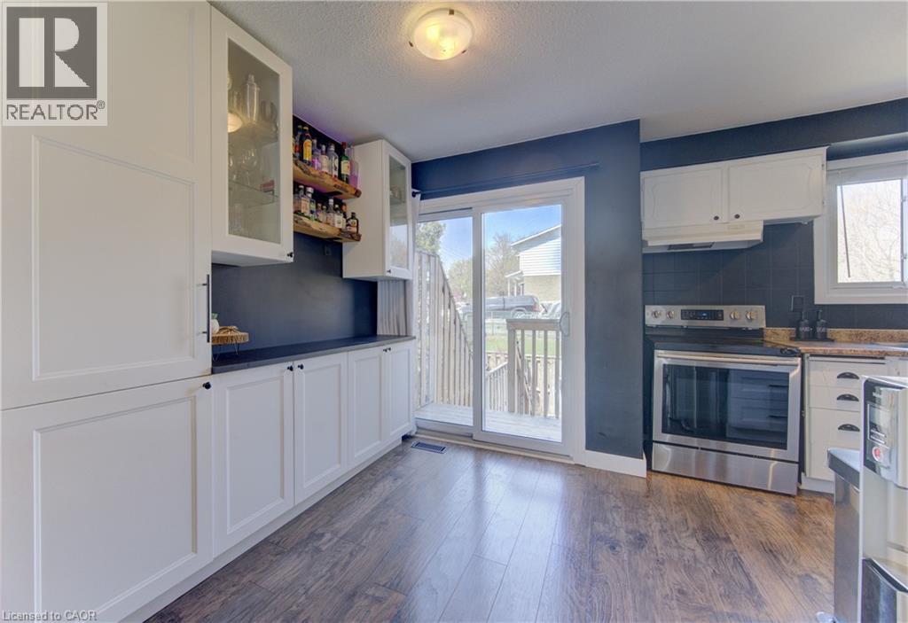 80 OLD COUNTRY Drive Unit# 2, Kitchener, Ontario, N2E2E5 — Photo 9