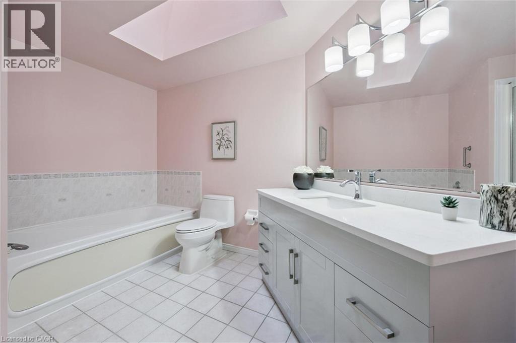 90 MARSH Crescent, Guelph, Ontario, N1L1L4 — Photo 15