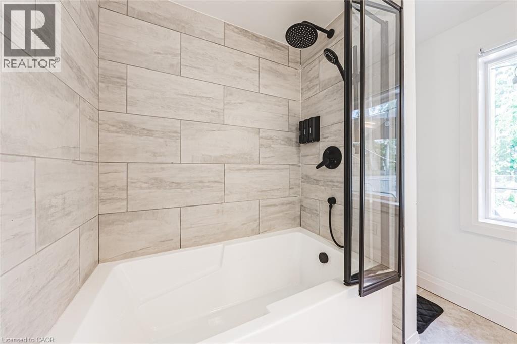 196 WALNUT Street S Unit# MAIN, Hamilton, Ontario, L8N2M1 — Photo 11