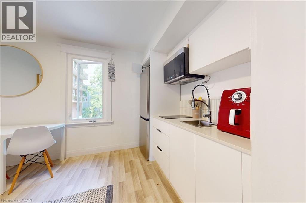 196 WALNUT Street S Unit# MAIN, Hamilton, Ontario, L8N2M1 — Photo 14