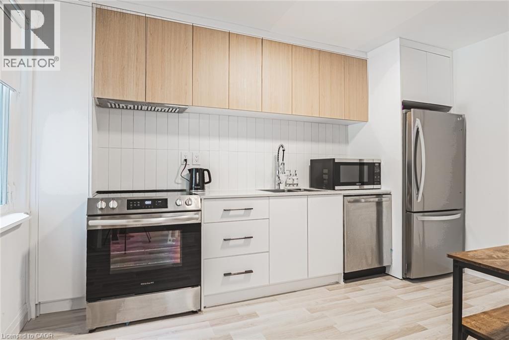 196 WALNUT Street S Unit# MAIN, Hamilton, Ontario, L8N2M1 — Photo 7