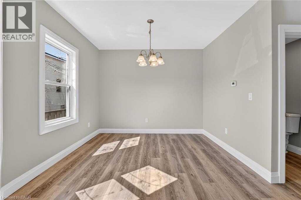 20 AVENUE Place, Welland, Ontario, L3B4B1 — Photo 15