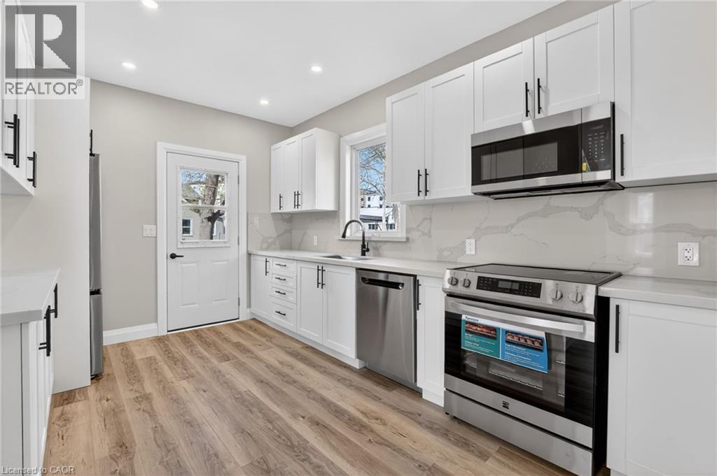 20 AVENUE Place, Welland, Ontario, L3B4B1 — Photo 18