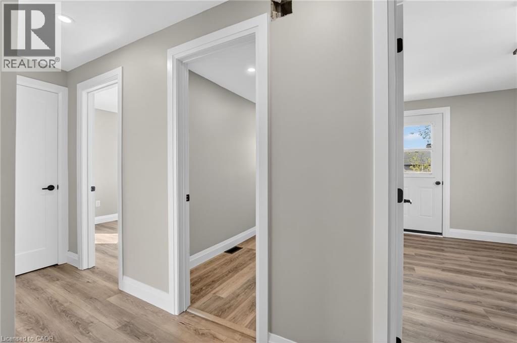 20 AVENUE Place, Welland, Ontario, L3B4B1 — Photo 24