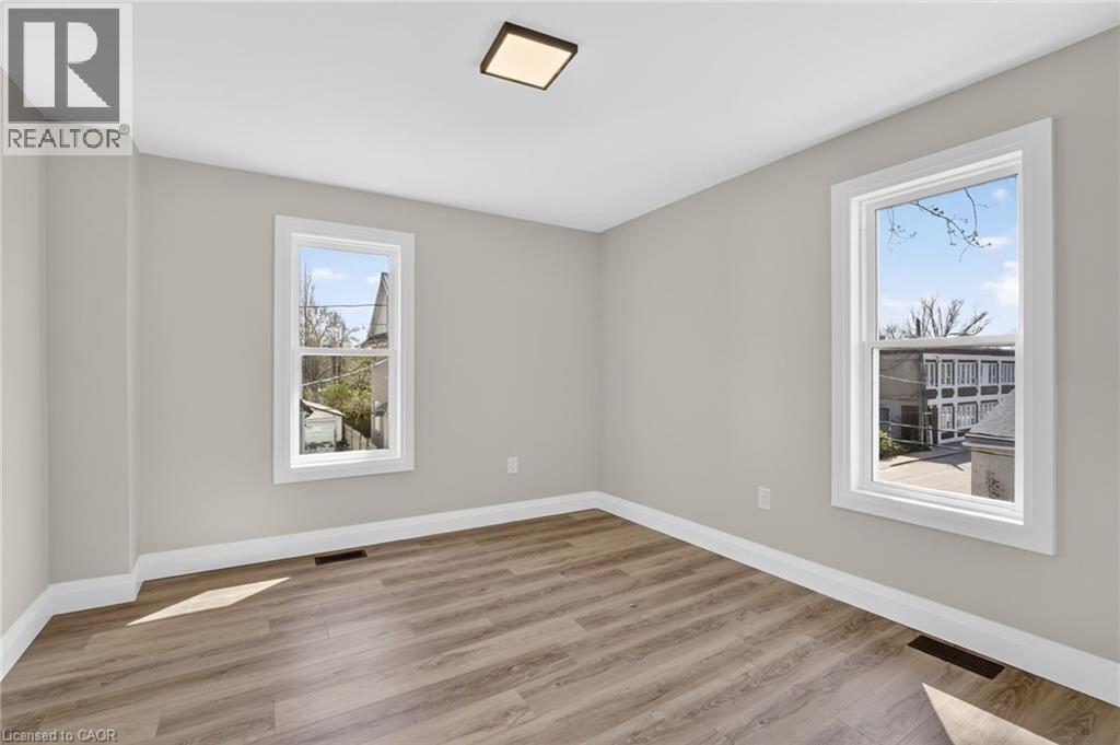 20 AVENUE Place, Welland, Ontario, L3B4B1 — Photo 25