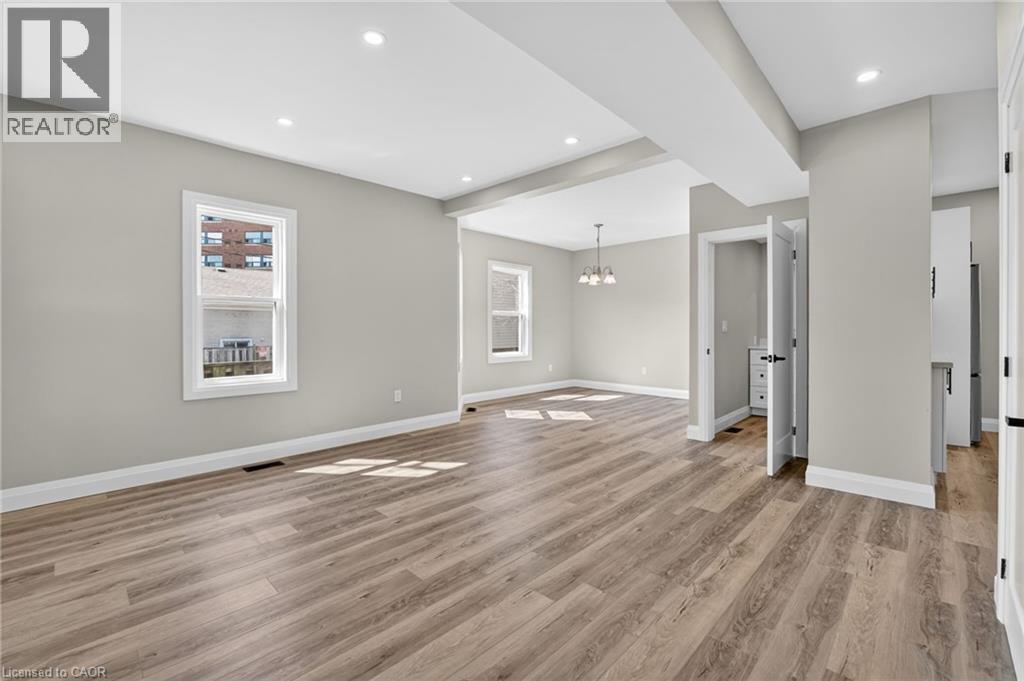 20 AVENUE Place, Welland, Ontario, L3B4B1 — Photo 9