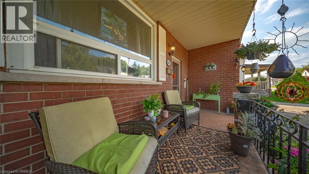 6442 TAYLOR Street, Niagara Falls, Ontario, L2G2G1 — Photo 4