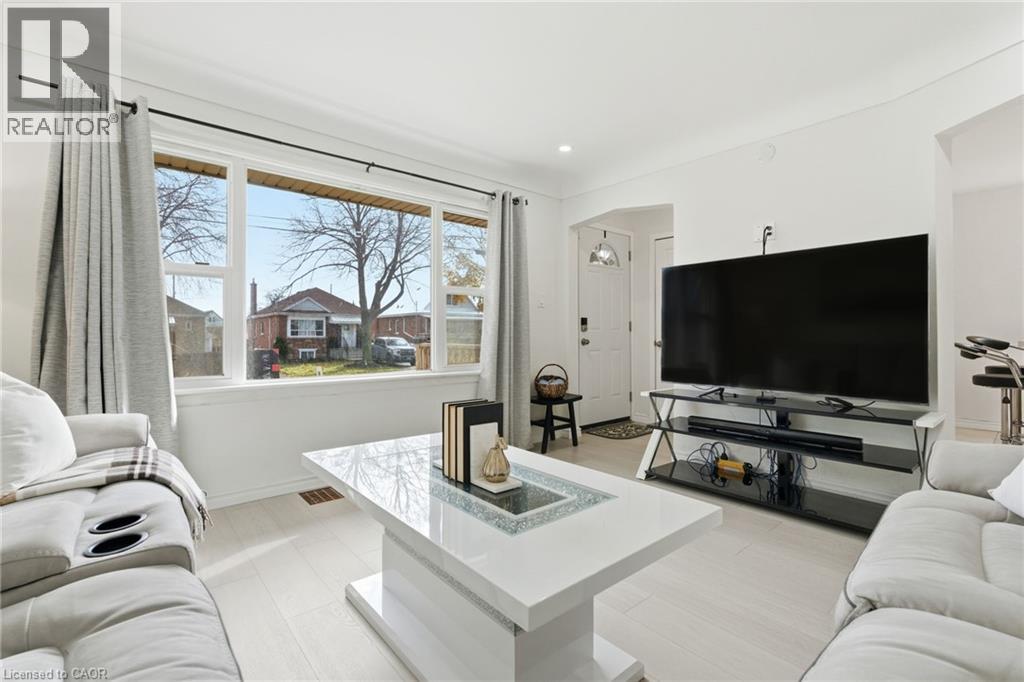 352 EAST 28TH Street, Hamilton, Ontario, L8V3J6 — Photo 11