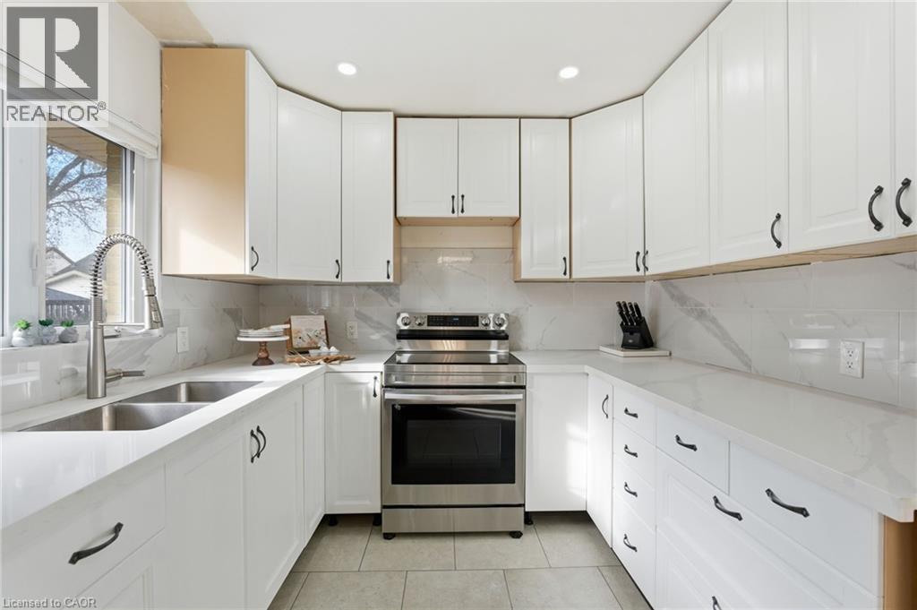 352 EAST 28TH Street, Hamilton, Ontario, L8V3J6 — Photo 17