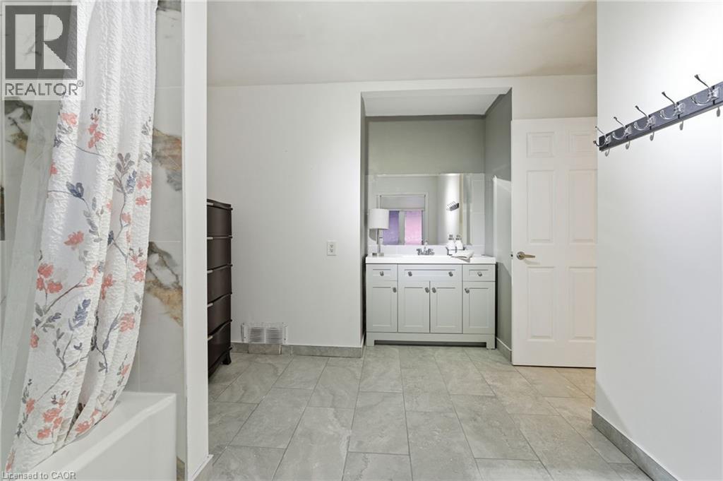 352 EAST 28TH Street, Hamilton, Ontario, L8V3J6 — Photo 28