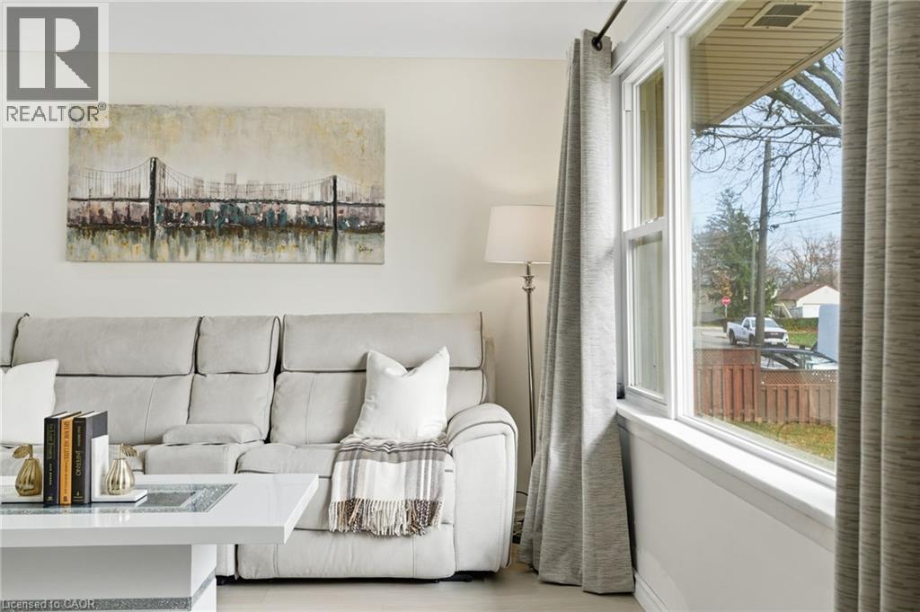 352 EAST 28TH Street, Hamilton, Ontario, L8V3J6 — Photo 8